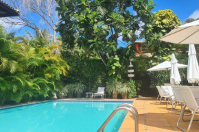 APT dupléx em condomínio com piscina na Vila da Praia do Forte